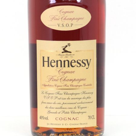  Hennessy ヘネシー コニャック フィーヌ・シャンパーニュ V.S.O.P 40度 700ml 箱付き 未開栓