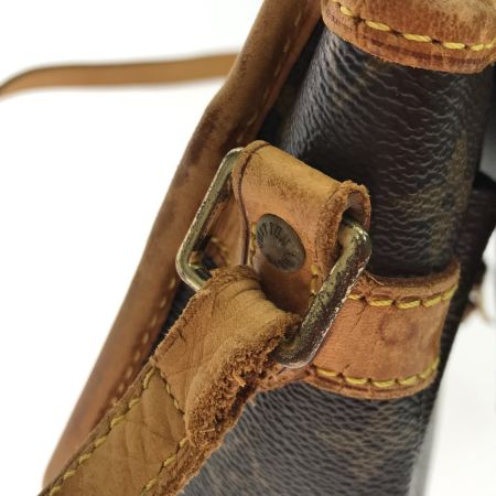  LOUIS VUITTON ルイヴィトン ショルダーバッグ モノグラム ソローニュ ショルダー根元切れそうです M42250