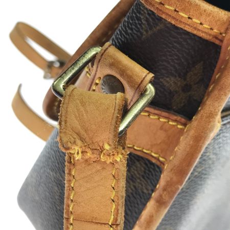 LOUIS VUITTON ルイヴィトン ショルダーバッグ モノグラム ソローニュ ショルダー根元切れそうです M42250