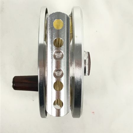  DAIWA ダイワ ファントム SS-#5 キズ・サビ有 釣り用品 リール フライリール