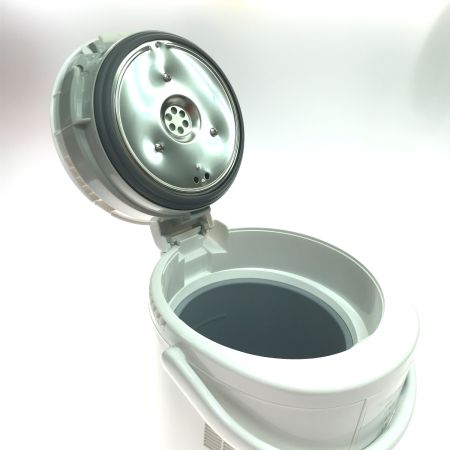  ZOJIRUSHI CORPORATION 象印 スチーム式加湿器　2020年製 EE-RQ35-WA