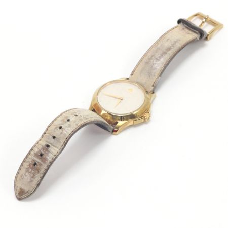  GUCCI グッチ Gタイムレス メンズクォーツ腕時計 YA1264033A