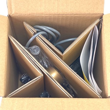  YUTAKA ユタカ  Crown ヒーター付圧力調整器 流量計付き調整器 FCR-226