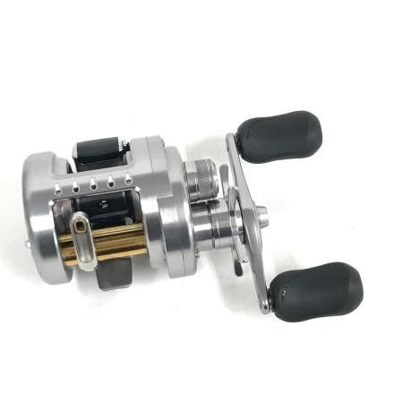  SHIMANO シマノ 11カルカッタコンクエスト 51DC 程度B 箱付 傷汚れ有 釣り用品 リール ベイトリール 02702