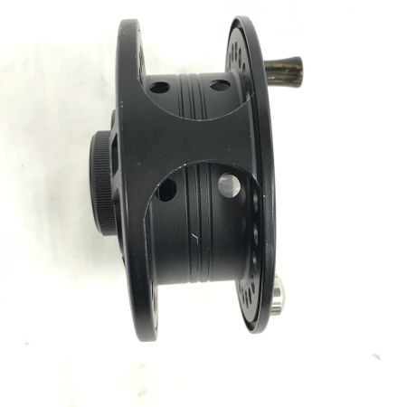  TIEMCO ティムコ オラクルVLA５ 釣り用品 リール フライリール ｵﾗｸﾙVLA５