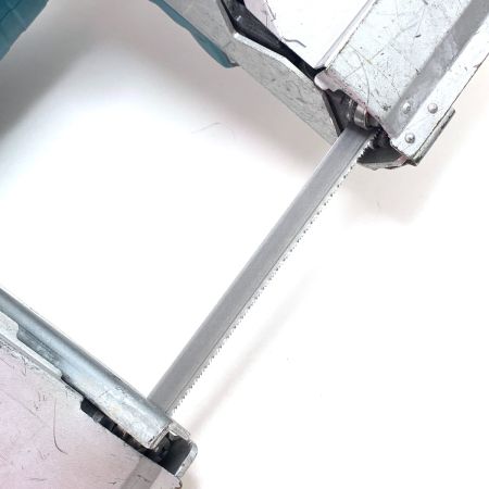  Makita マキタ  充電式 バンドソー 18V PB180D ブルー 本体のみ 動作確認済 ブルー