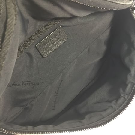  Salvatore Ferragamo サルヴァトーレフェラガモ ウエストバッグ GG-24A128 ブラック