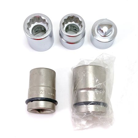  TONE パワーレンチ（タイヤ用） 8-320TW