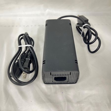   XBOX360 KINECT 本体 4GB