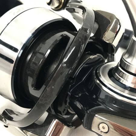  DAIWA ダイワ スピニングリール 19セルテートLT5000-CXH 社外ハンドル、純正ハンドル 060058