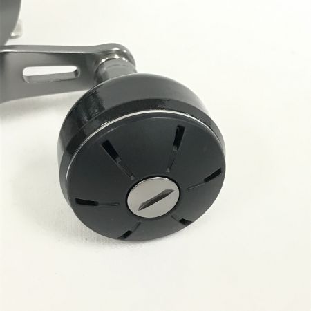  SHIMANO シマノ ベイトリール 046703 24オシアコンクエストCT 300HG 箱付き 046703