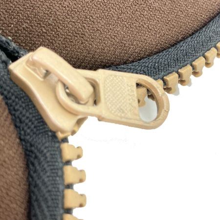   pokemon ポケモンセンターニューヨーク ポーチ ピカチュウ