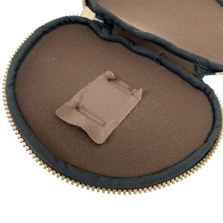   pokemon ポケモンセンターニューヨーク ポーチ ピカチュウ