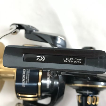  DAIWA ダイワ スピニングリール 25ソルティガ 20000-P スプール品番違い 00065087