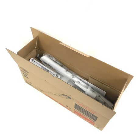  MAKITA マキタ クリーナー　未使用品 CL286FDZW