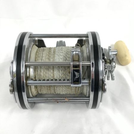  DAIWA ダイワ 両軸リール シーライン800 キズ・サビ有