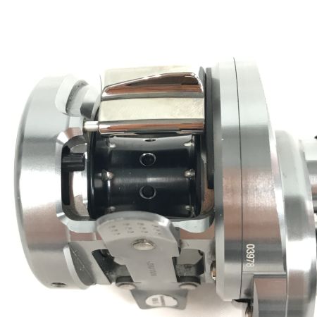  SHIMANO シマノ ベイトリール 19カルカッタコンクエストDC 200 03978