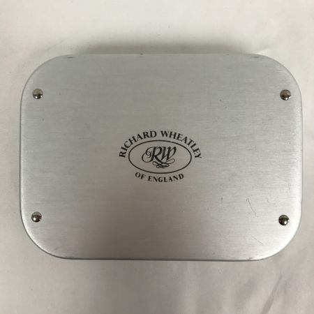   Richard Wheatley フライセット