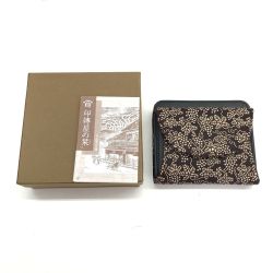 $$ INDEN-YA Co.,Ltd. 印傳屋 2つ折り財布 ブドウ柄 ブラック×ブラウン Aランク