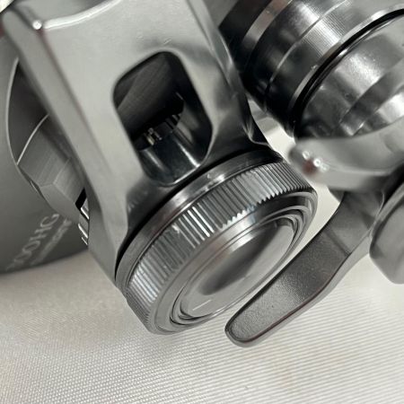 SHIMANO シマノ 24オシアコンクエストCT 300HG 傷や汚れあり 046710