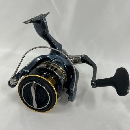  SHIMANO シマノ スピニングリール 21アルテグラ 4000XG 目立った傷や汚れなし 043368