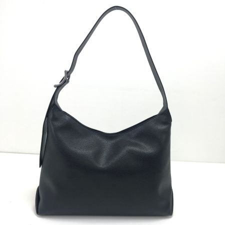  CHARLES&KEITH ショルダーバッグ ゾラバッグ CK2-40782736 ブラック