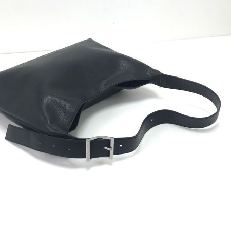  CHARLES&KEITH ショルダーバッグ ゾラバッグ CK2-40782736 ブラック