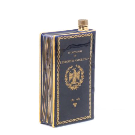  CAMUS カミュ  コニャック ナポレオン ブック 700ml 40度 ケース付 未開栓
