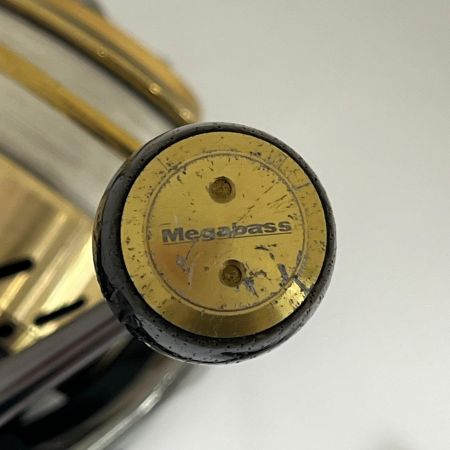  Megabass メガバス レンリ300 スピニングリール 傷や汚れ多数あり