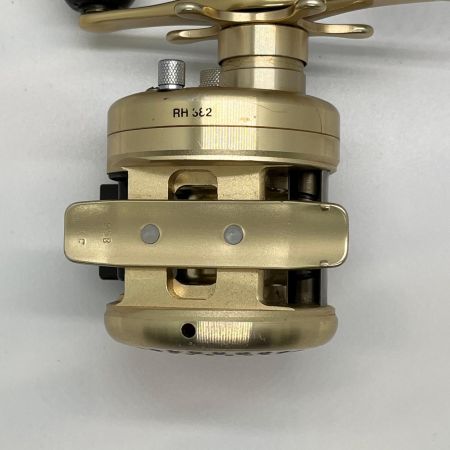  SHIMANO シマノ ベイトリール カルカッタ 50XT RH382