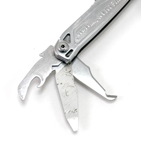  LEATHERMAN  レザーマン マルチツール WINGMAN 14機能搭載