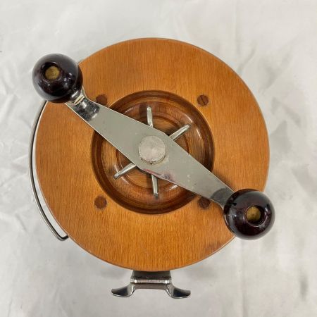  Alvey Snapper Reel 725/C22 片軸リール