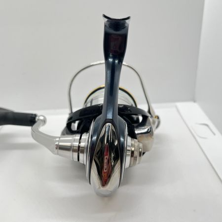  DAIWA ダイワ スピニングリール 19セルテート LT4000-CXH 060053
