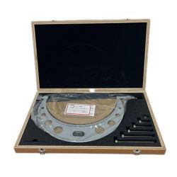 Mitutoyo ミツトヨ 替アンビル式デジタル外側マイクロメーター OMC-300 Aランク