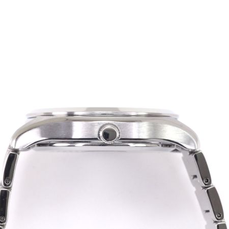 SEIKO セイコー 腕時計  ソーラー充電ステンレススチール ネイビー V157-0DR0