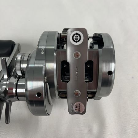 SHIMANO シマノ ベイトリール 20カルカッタコンクエストDC 101 04084