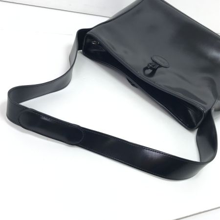 Longchamp ロンシャン セミショルダーバッグ ブラック