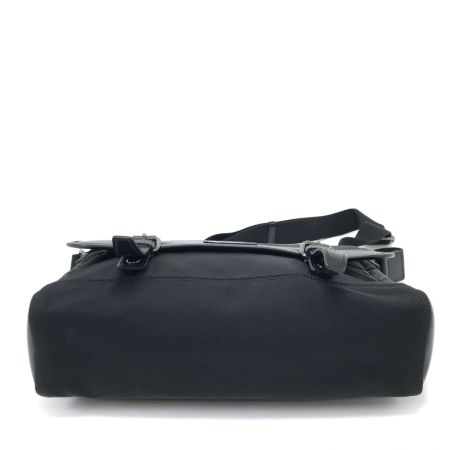 BURBERRY BLACK LABEL バーバリーブラックレーベル メッセンジャーバッグ キャンバス×レザー ブラック