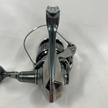 SHIMANO シマノ スピニングリール 22ステラ C5000XG  043979