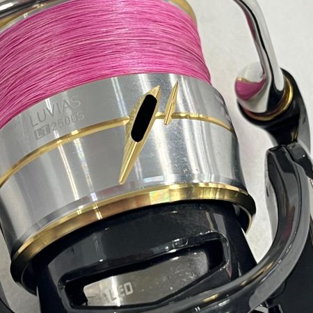 DAIWA ダイワ LT2500S-XH 0060203