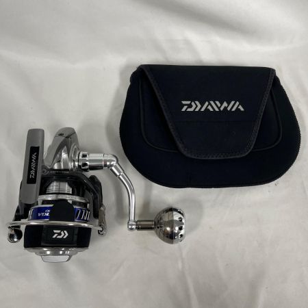 DAIWA ダイワ スピニングリール 10ソルティガ 5000 ケース付 059507