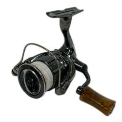 SHIMANO シマノ スピニングリール 22 ステラ C2500SXG ノブカスタム 043863 Bランク