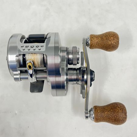 SHIMANO シマノ 23カルカッタコンクエスト BFS XG 純正ノブ、純正スプール付き 045713