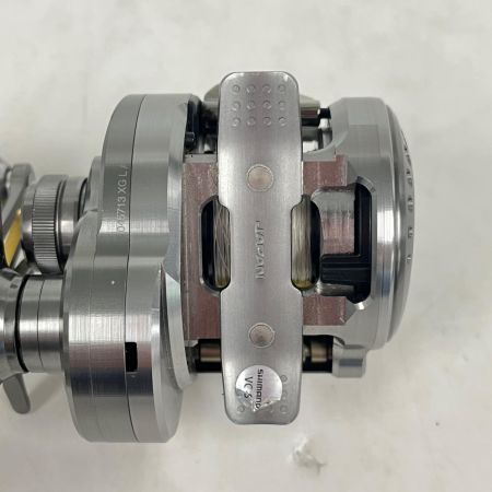 SHIMANO シマノ 23カルカッタコンクエスト BFS XG 純正ノブ、純正スプール付き 045713