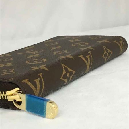  LOUIS VUITTON ルイヴィトン モノグラム ジッピーウォレット 長財布 M42616