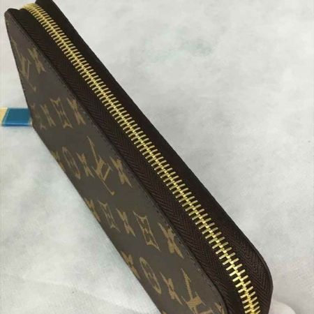  LOUIS VUITTON ルイヴィトン モノグラム ジッピーウォレット 長財布 M42616