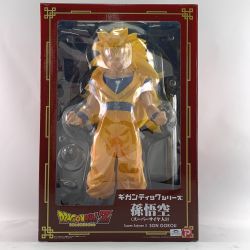 ▽▽ エクスプラス ドラゴンボールZ　ギガンティックシリーズ　孫悟空　スーパーサイヤ人3 一部パーツ欠品 Sランク