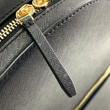  TORY BURCH トリーバーチ リュック　レザー ブラック