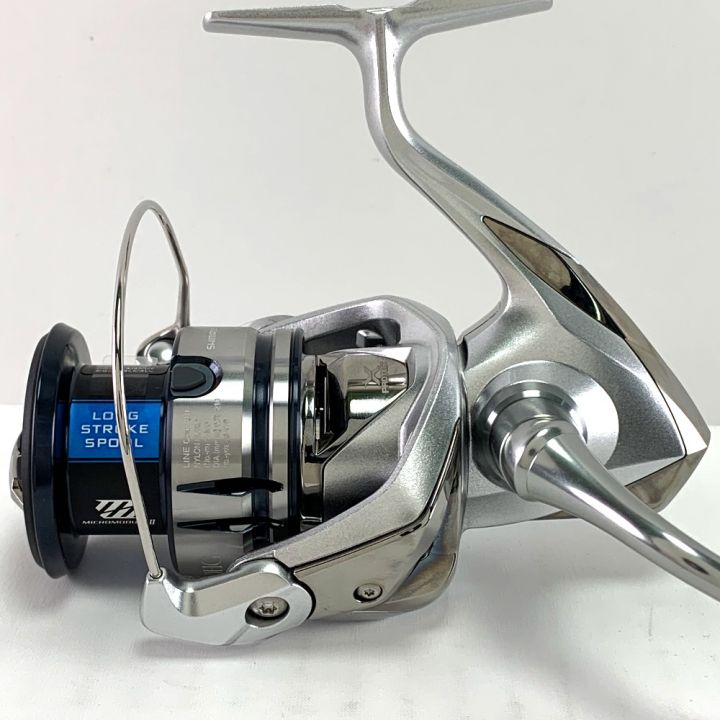 SHIMANO シマノ STRADIC 19ストラディック C3000HG 04109 19STRADIC