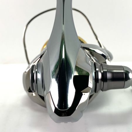 中古】 SHIMANO シマノ STELLA 18ステラ 3000MHG 3000MHG Aランク